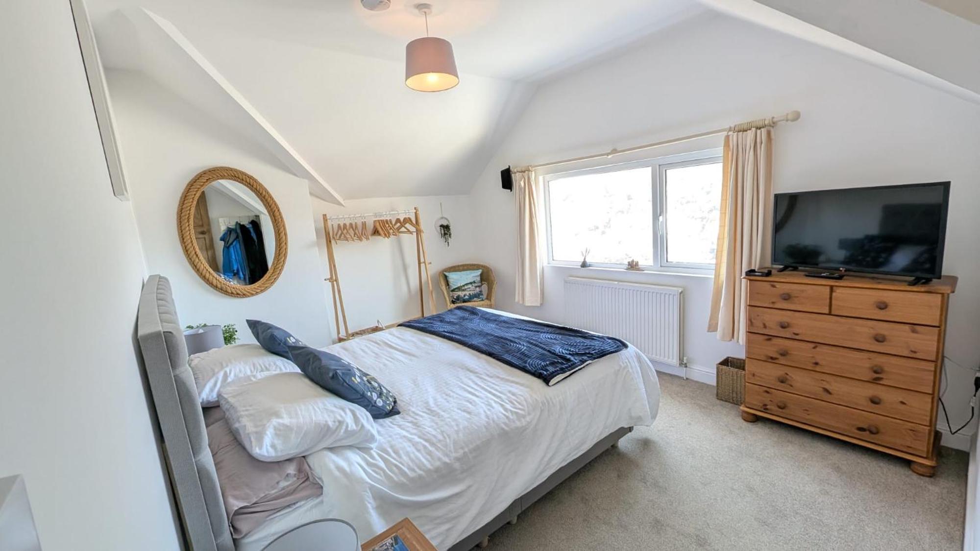 The Hillocks, Looe - Two Bedroom House With Fabulous Views Of Looe Town And Harbour Zewnętrze zdjęcie