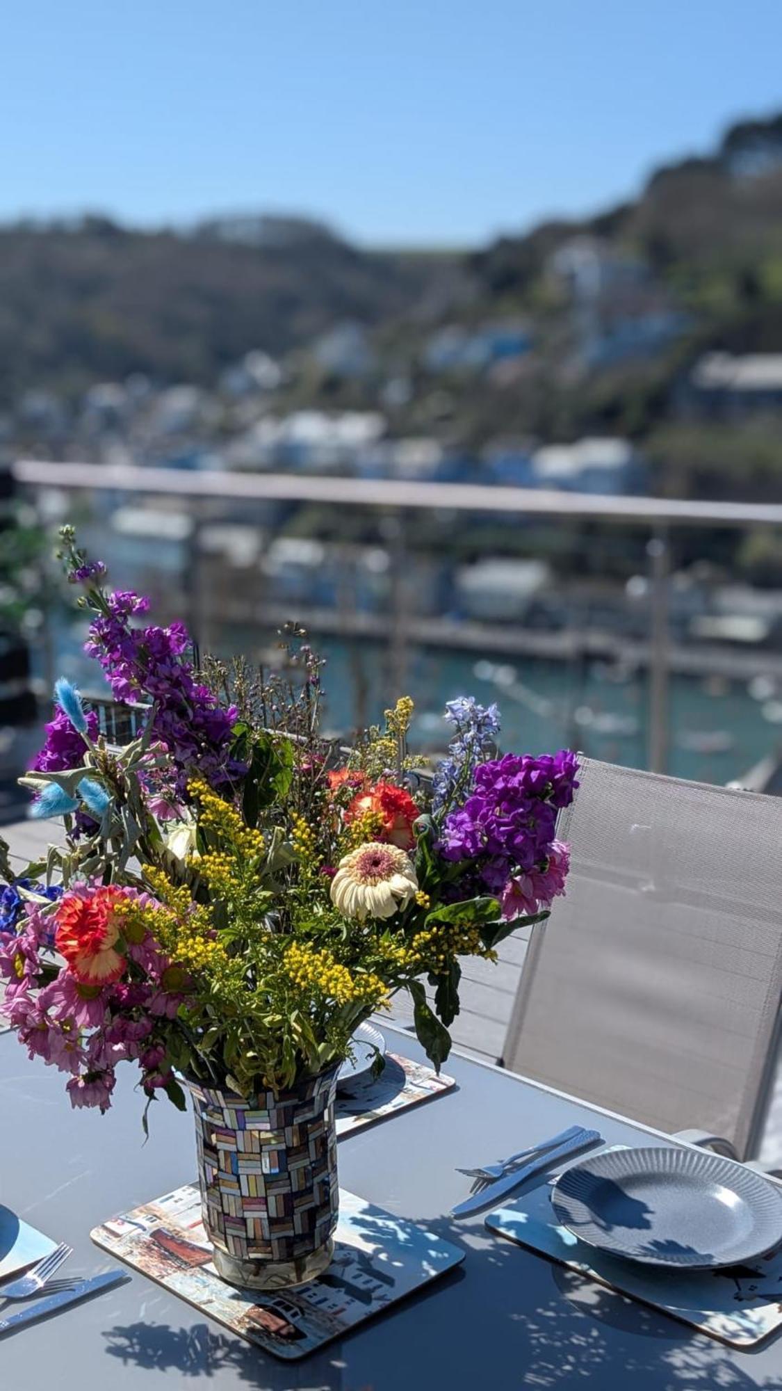 The Hillocks, Looe - Two Bedroom House With Fabulous Views Of Looe Town And Harbour Zewnętrze zdjęcie